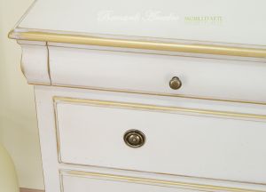 Classic wooden chest of drawers with lacquered finish